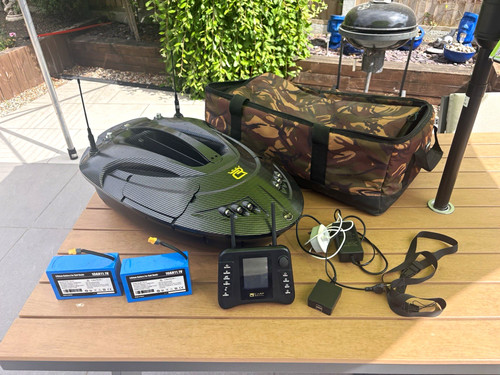 Carp royal duke bait boat - boat, with