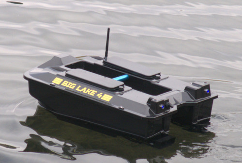 Bait boat with gps - with,