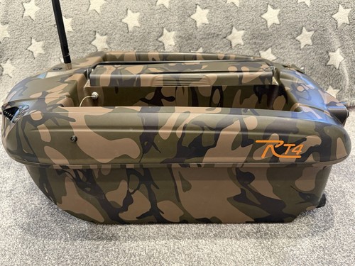 Rt4 bait boat - rt4, lounge