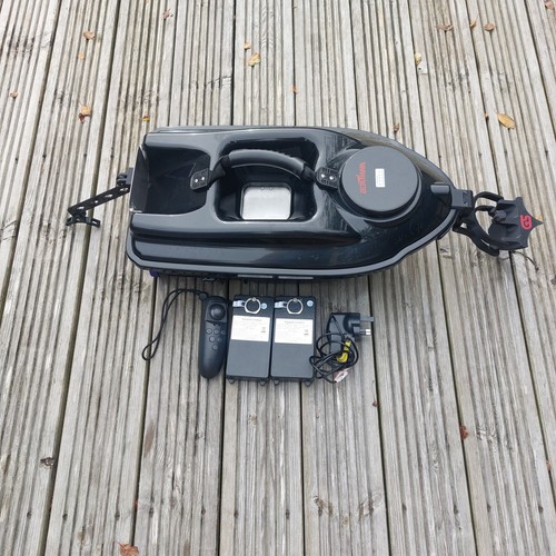 Boatman actor bait boat with - actor,